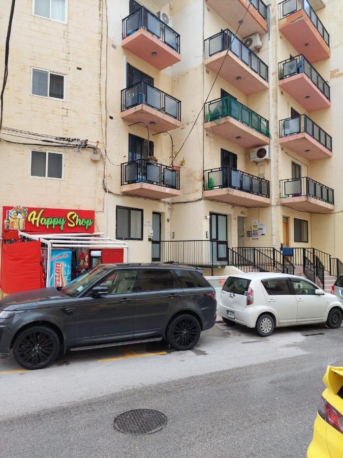 Sky Apartment 1 St. Paul's Bay Exterior foto